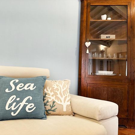 شقة Casa Velia 78Mq A 30 Metri Dal Mare Di سان فينتْشينسو المظهر الخارجي الصورة